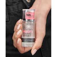 CATRICE- Oil-Control Matt Fixing Spray@مثب المكياج لتحكم بلمعان الوجه